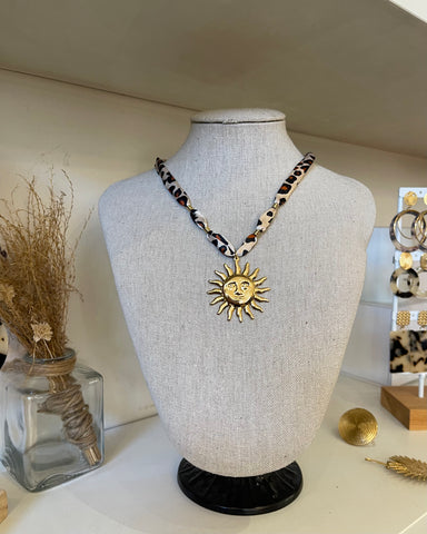 Collier léopard - SOLEIL