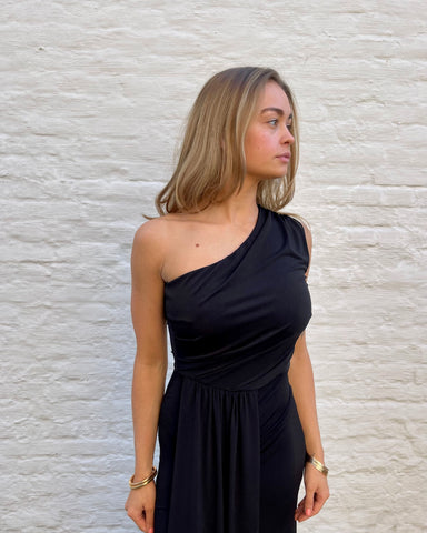 Robe noire - FAUSTINA