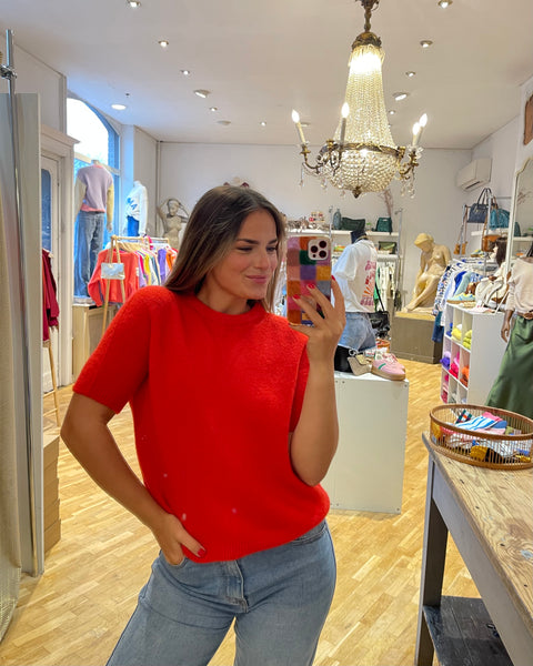 Pull rouge - JASI