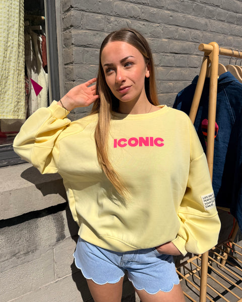 Sweat jaune écusson - ICONIC