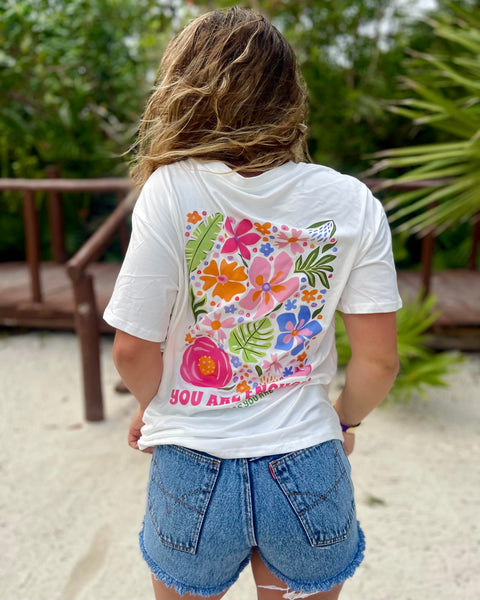 T-shirt - YOU ARE ENOUGH