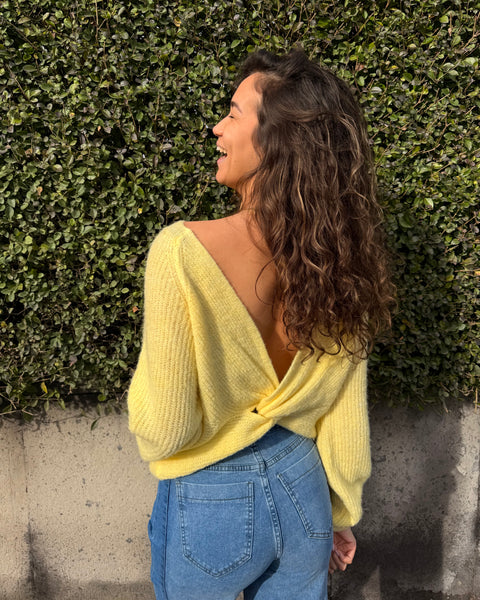 Pull dos nu - JAUNE