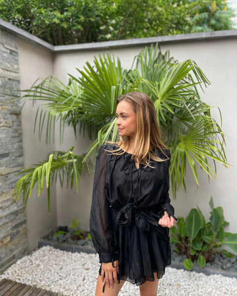 Robe noire - CAMILLE