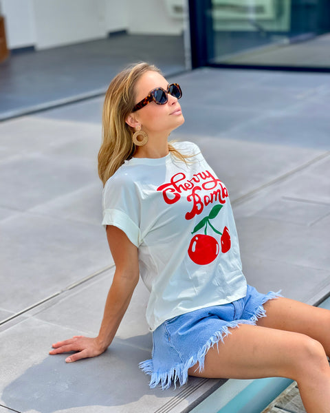 T-shirt - CHERRY BOMB