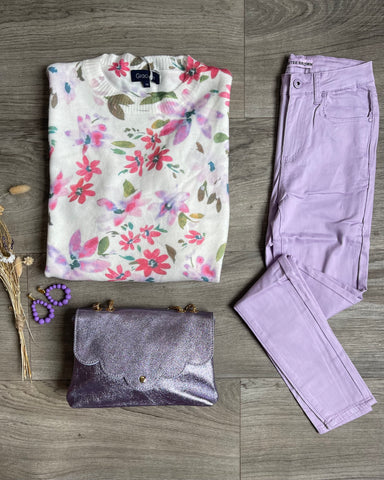 Pull - LYVIA