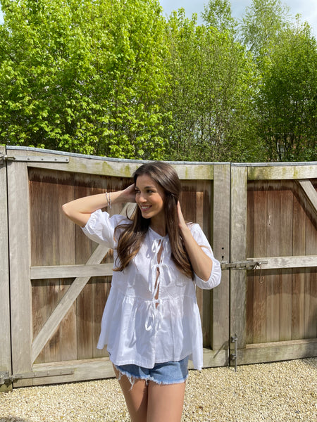 Blouse blanche - NOEUDS