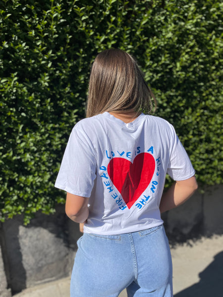 T-shirt blanc - LOVE IS A KISS ON THE FOREHEAD