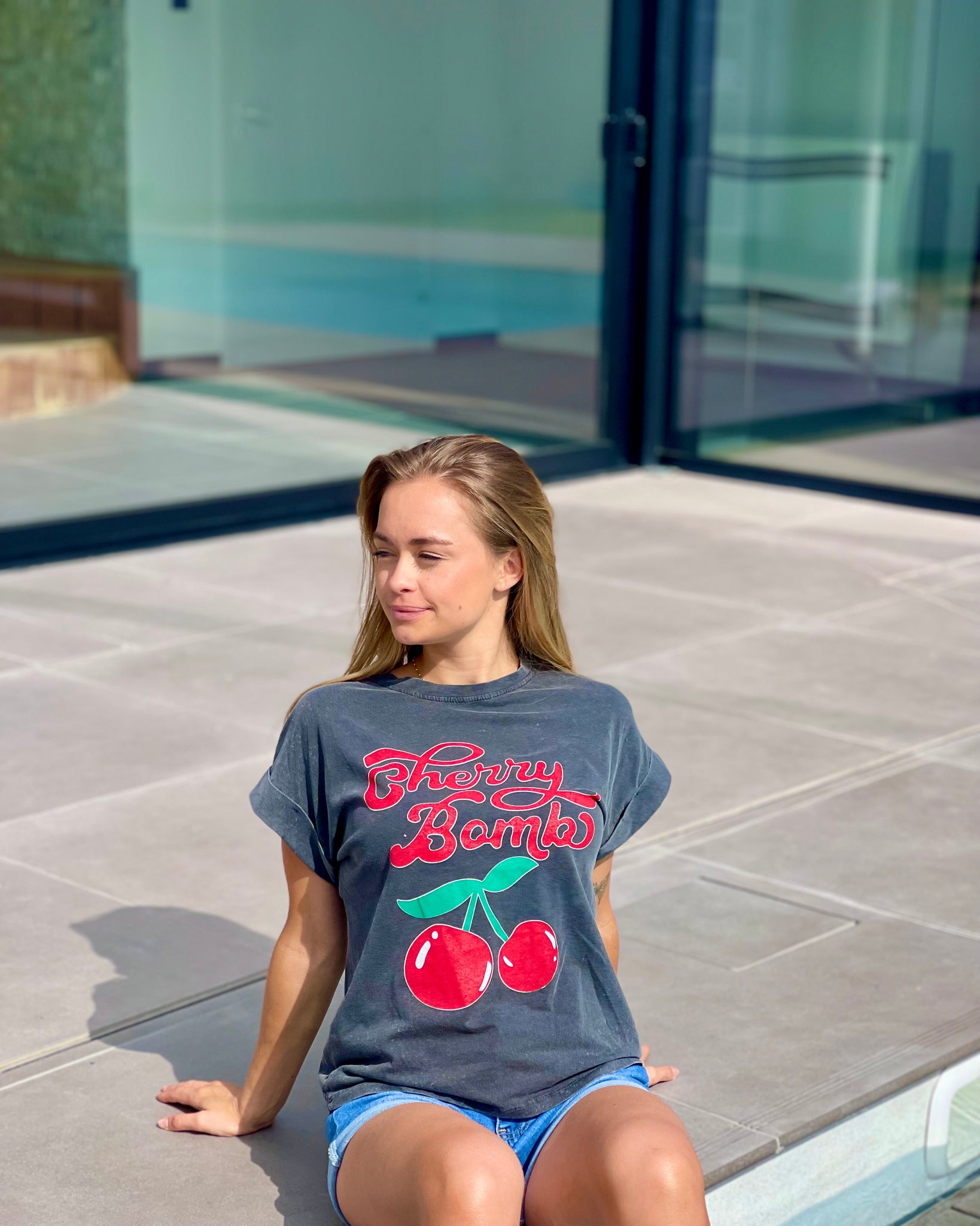 T-shirt gris - CHERRY BOMB