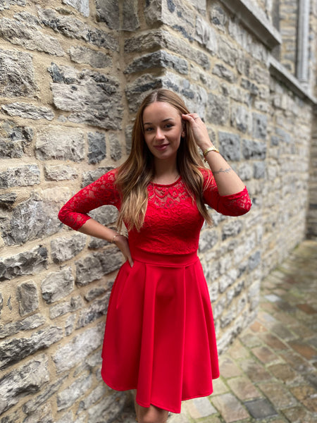 Robe rouge - MAËLYS