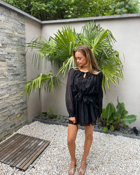 Robe noire - CAMILLE