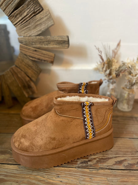 Chaussures hautes - style UGG