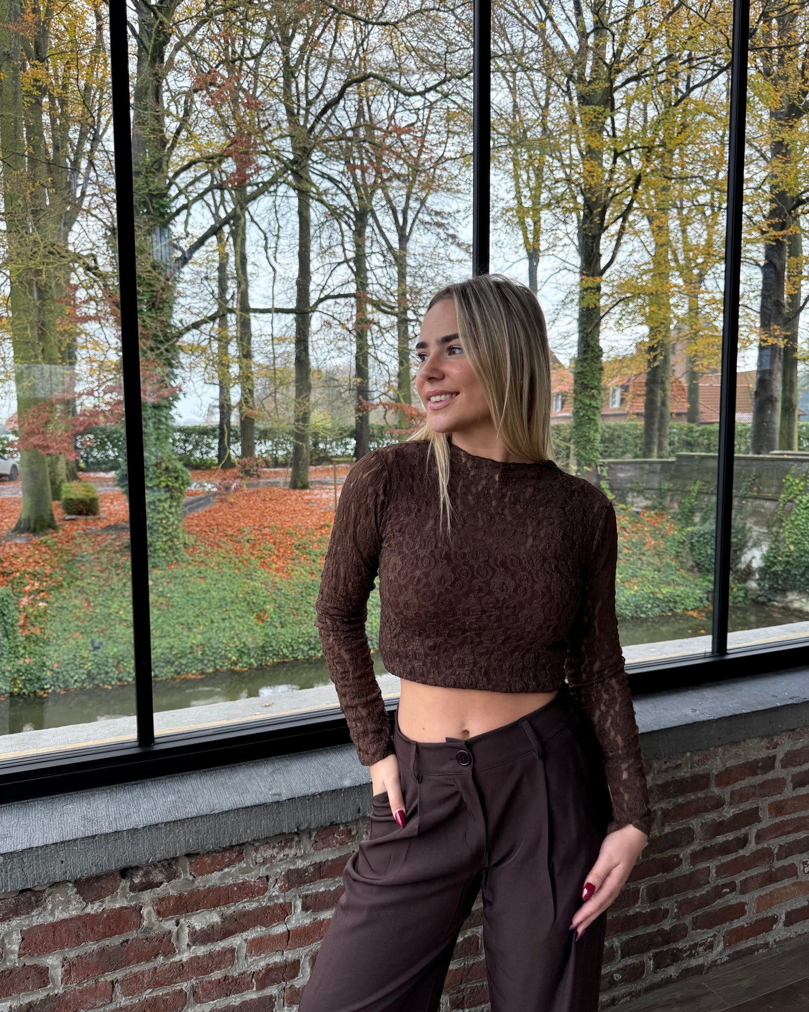 Haut chocolat - DENTELLE