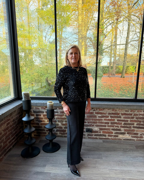 Haut noir - VIKTORIA