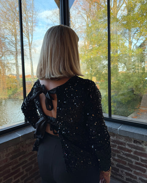 Haut noir - VIKTORIA