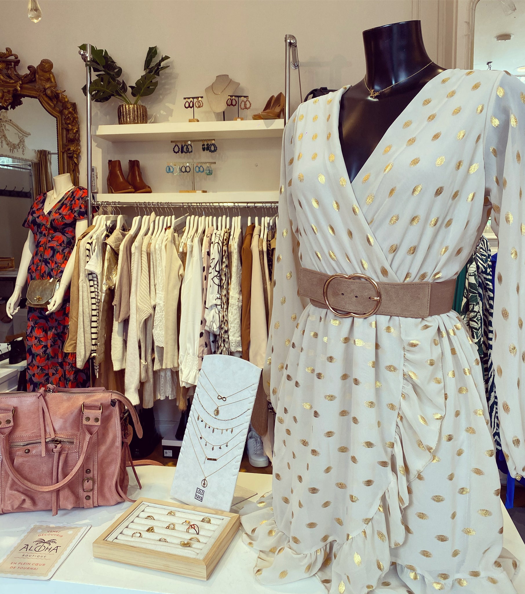 Robe beige - VALENTINE
